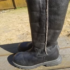 Tall UGG boots size 9